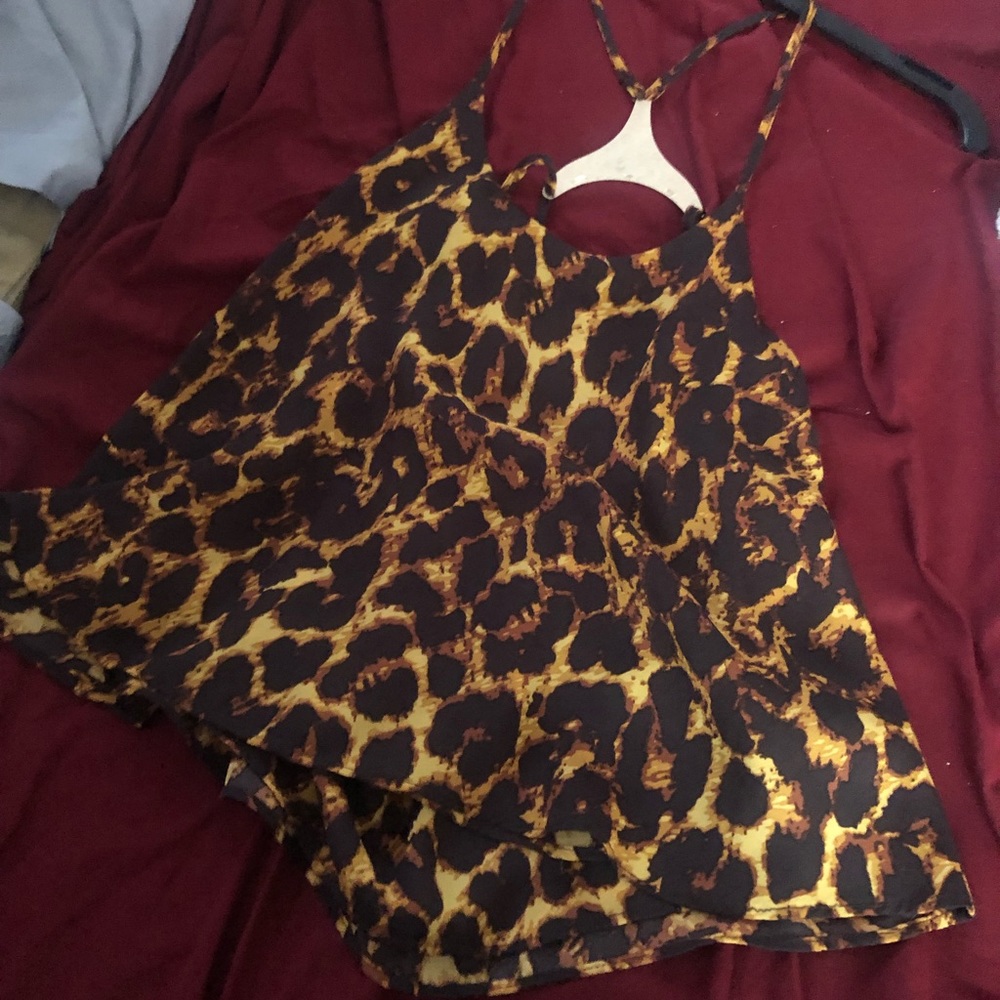 Leopard print crop top
